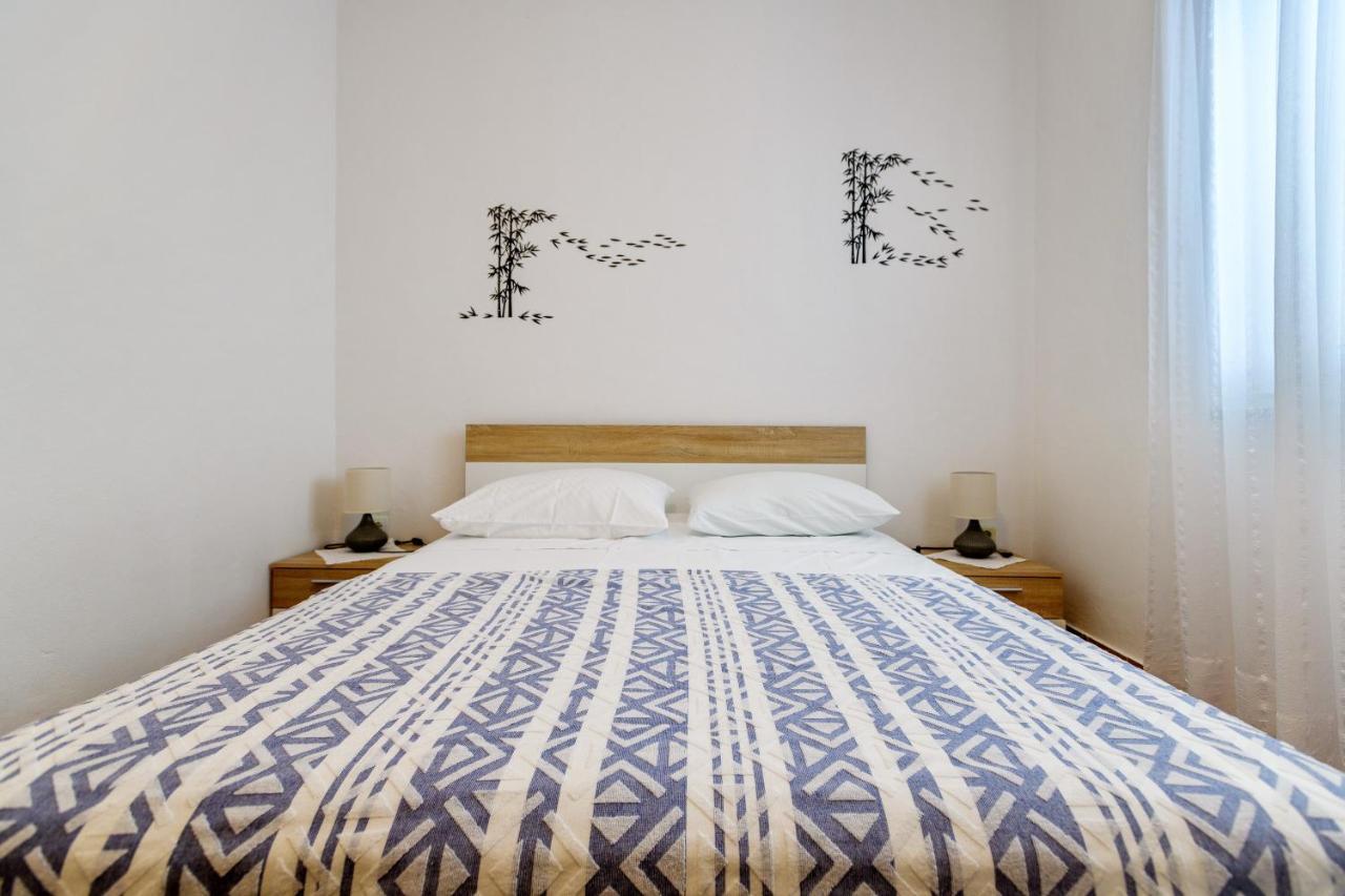 Apartmant Prosika Паг Екстериор снимка