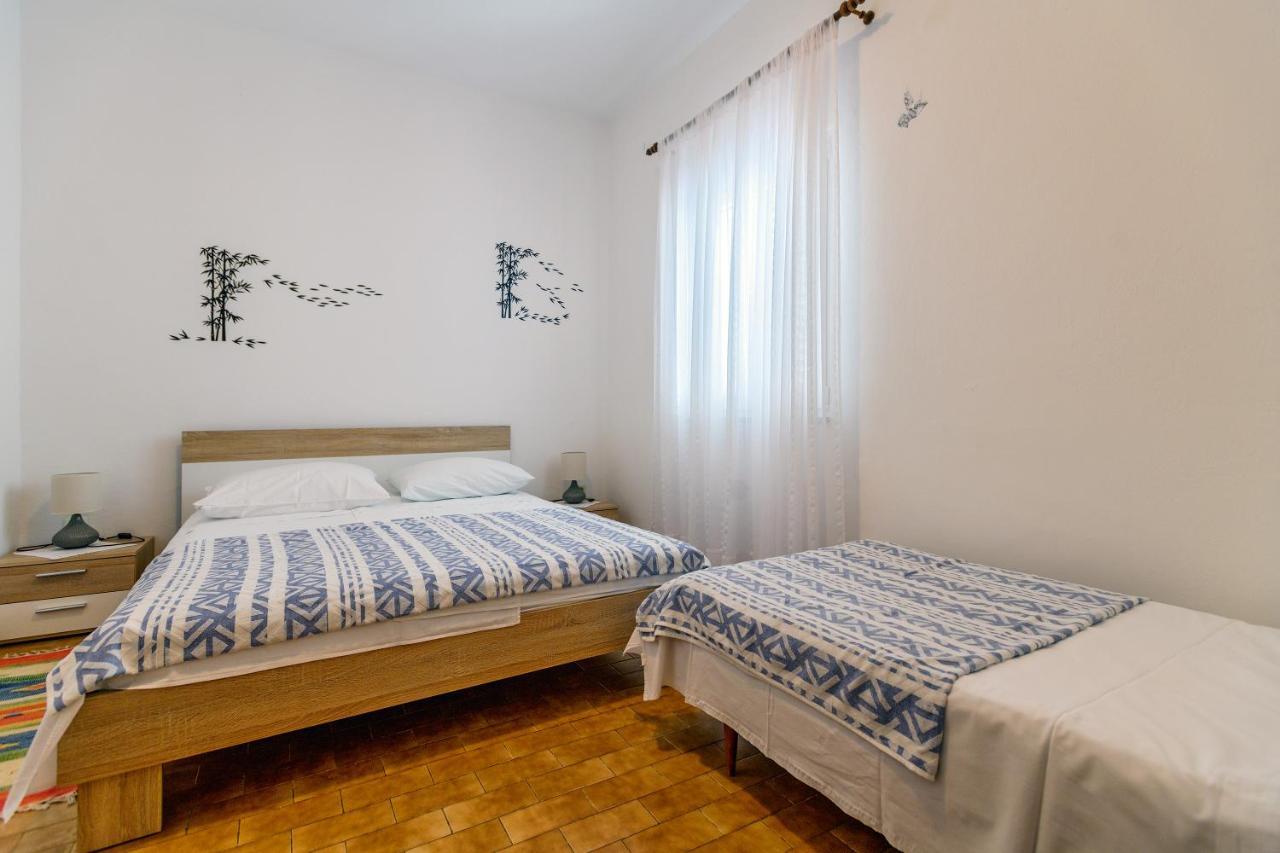 Apartmant Prosika Паг Екстериор снимка