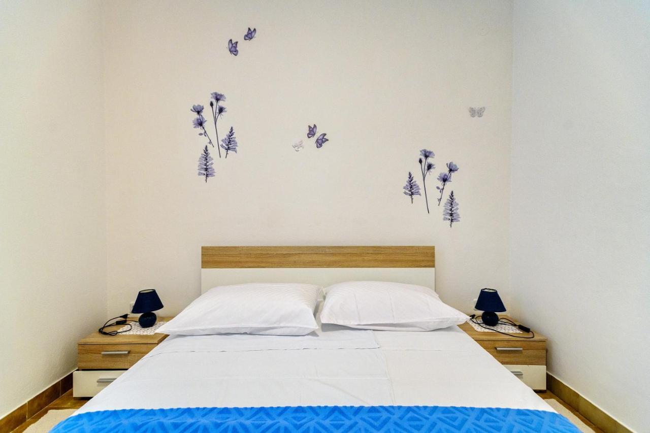 Apartmant Prosika Паг Екстериор снимка