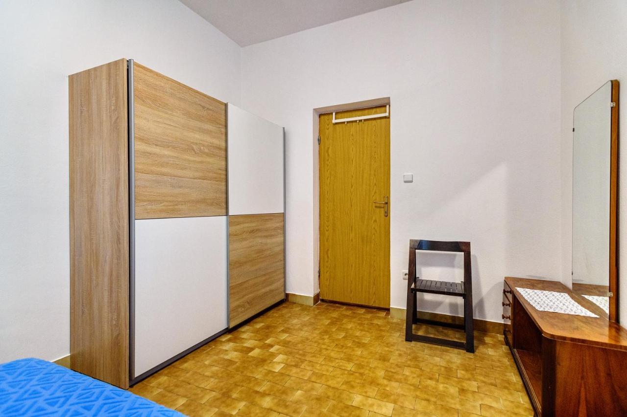 Apartmant Prosika Паг Екстериор снимка