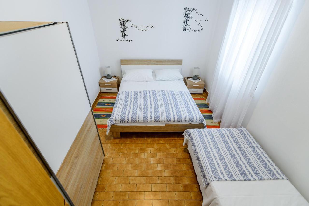 Apartmant Prosika Паг Екстериор снимка